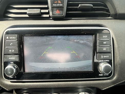 Used 2024 Nissan Versa S FWD image 37