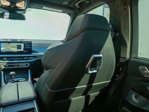 Used 2025 BMW X5 M Competition w/ Executive Package image 67