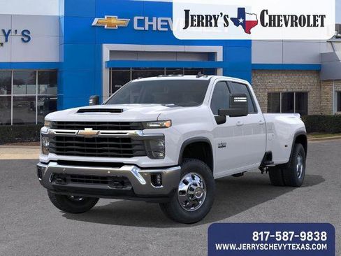New 2026 Chevrolet Silverado 3500 LT image 7