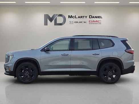 New 2026 GMC Acadia Elevation FWD image 3