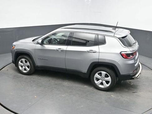Used 2021 Jeep Compass Latitude image 27