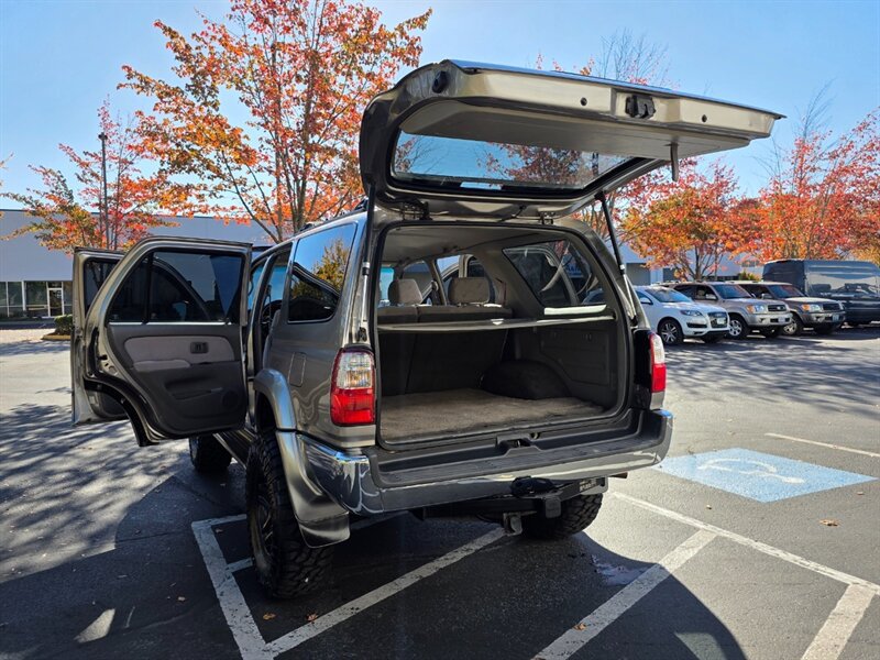 Used 2001 Toyota 4Runner SR5 AWD/4WD image 27
