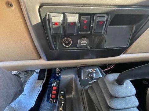 Used 2002 Jeep Wrangler X AWD/4WD image 21