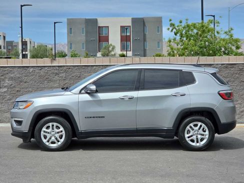 Used 2019 Jeep Compass Limited FWD image 5