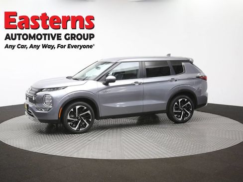 Used 2023 Mitsubishi Outlander SE AWD/4WD image 58