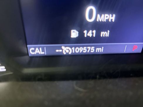 Used 2019 GMC Sierra 1500 SLT RWD image 12