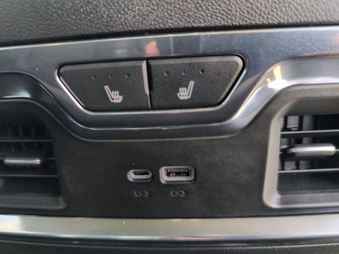 Used 2024 GMC Sierra 1500 Denali w/ Denali Reserve Package image 15