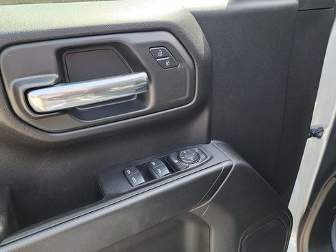 New 2026 GMC Sierra 1500 Pro w/ Pro Value Package image 14