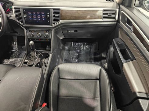 Used 2021 Volkswagen Atlas SE image 26