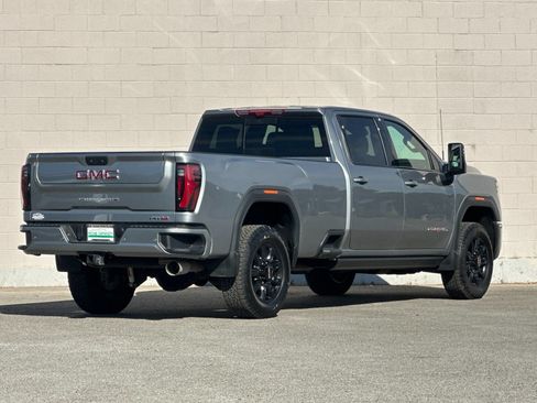 Used 2025 GMC Sierra 3500 AT4 w/ AT4 Premium Plus Package AWD/4WD image 3