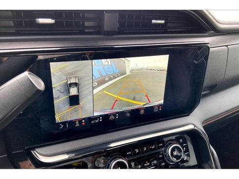 Used 2024 GMC Sierra 2500 AT4 w/ AT4 Premium Plus Package image 23