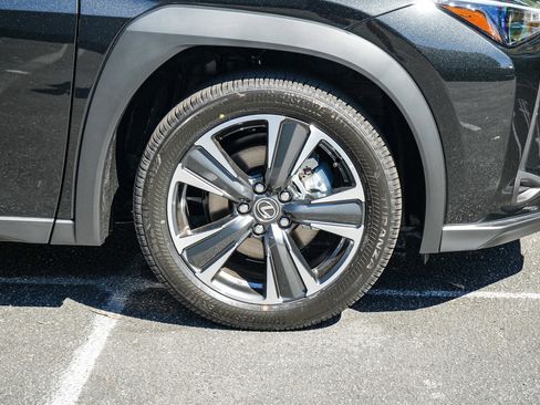 New 2026 Lexus UX 300h FWD image 10