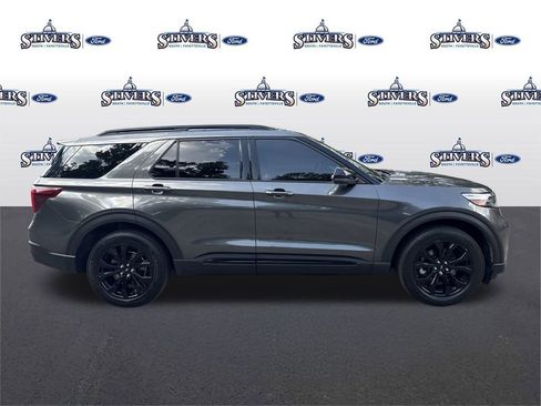 Used 2020 Ford Explorer ST image 4