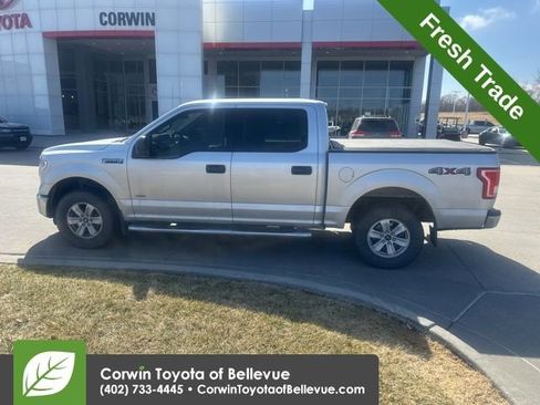 Used 2015 Ford F150 XLT w/ Trailer Tow Package image 7