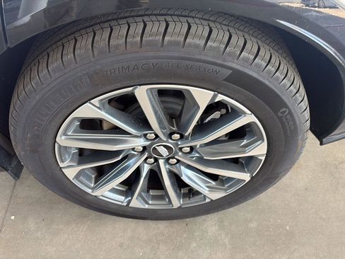 Used 2024 Cadillac Lyriq Sport RWD image 4