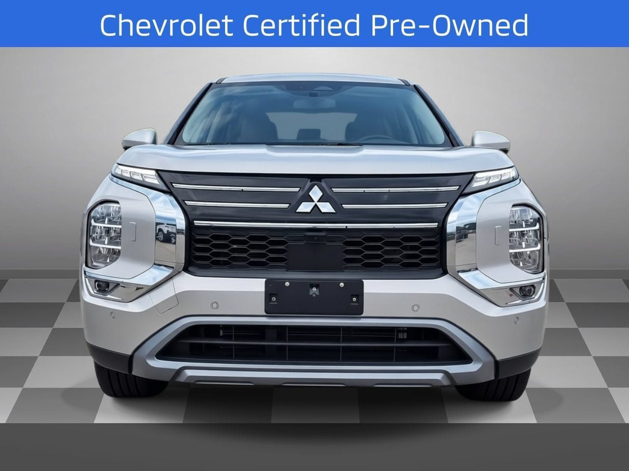 Used 2025 Mitsubishi Outlander SE AWD/4WD image 2