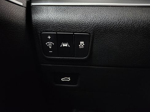 Used 2022 Kia K5 GT-Line image 11