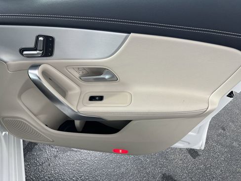 Used 2025 Mercedes-Benz CLA 250 image 30