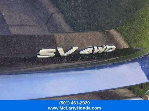 Used 2022 Nissan Pathfinder SV AWD/4WD image 11