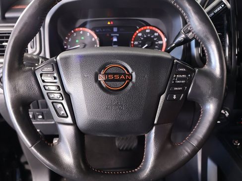 Used 2023 Nissan Titan PRO-4X w/ Pro-4x Convenience Package image 3