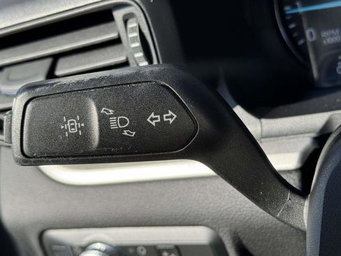 Used 2022 Ford Explorer XLT image 20