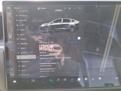 Used 2022 Tesla Model X Plaid image 9