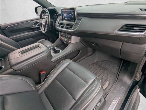 Used 2021 GMC Yukon SLT w/ SLT Premium Package AWD/4WD image 19