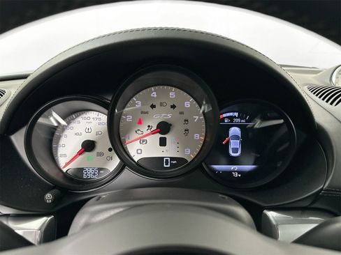 Certified 2025 Porsche 718 Cayman GT4 image 19