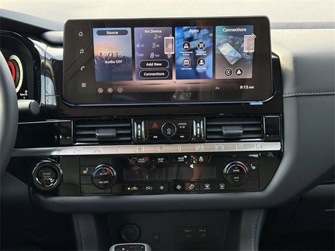 New 2026 Nissan Pathfinder SL image 15