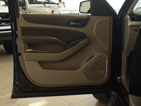 Used 2017 Chevrolet Tahoe LT RWD image 43