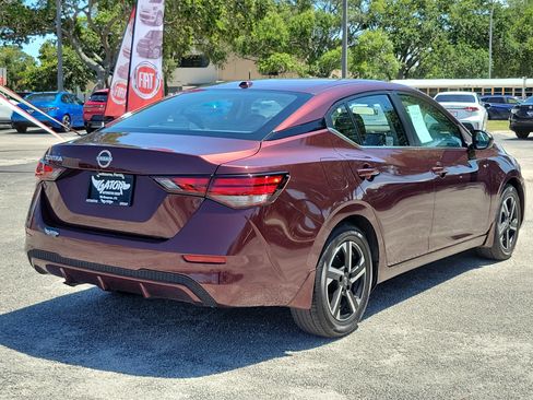 Used 2025 Nissan Sentra SV FWD image 4