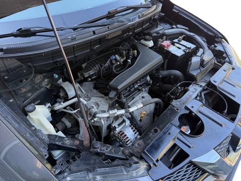 Used 2014 Nissan Rogue S AWD/4WD image 26