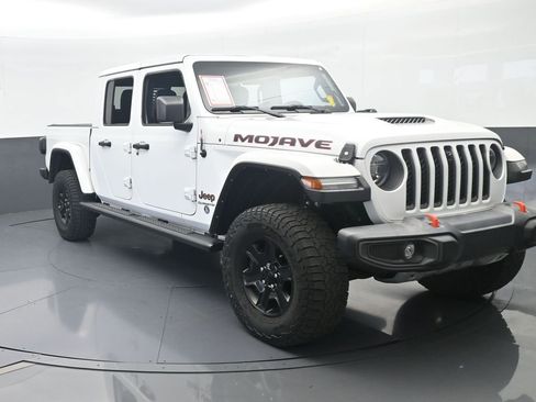 Used 2022 Jeep Gladiator Mojave w/ LED Lighting Group AWD/4WD image 9