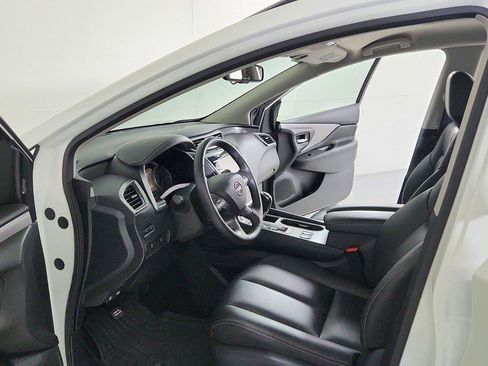 Certified 2024 Nissan Murano SV w/ SV Midnight Edition Package AWD/4WD image 16