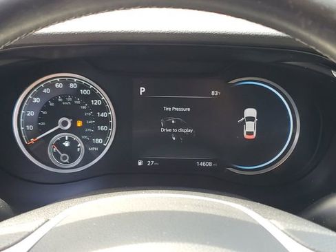 Used 2023 Genesis G70 2.0T w/ Sport Prestige Package RWD image 17