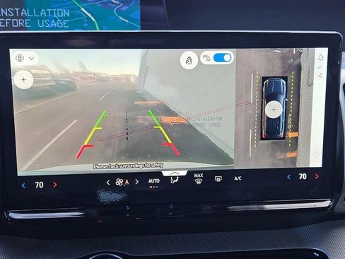 New 2025 Ford Expedition Active image 14