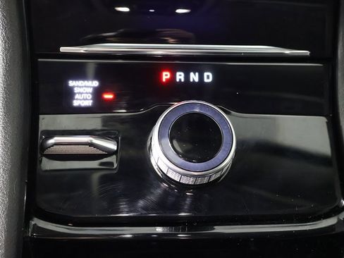 Used 2023 Jeep Grand Cherokee Limited w/ Luxury Tech Group II image 46