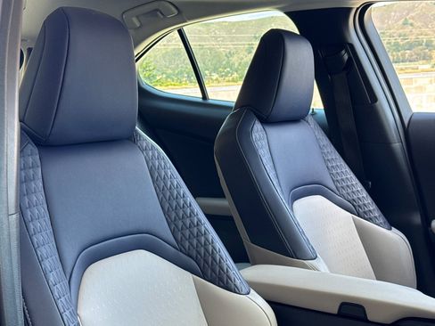 Used 2019 Lexus UX 200 w/ Accessory Package 2 FWD image 32