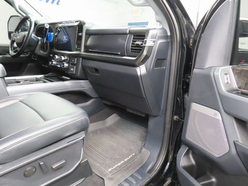 Used 2024 Ford F350 Lariat w/ Black Appearance Package image 36
