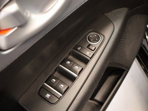 Used 2024 Kia Forte LXS image 11