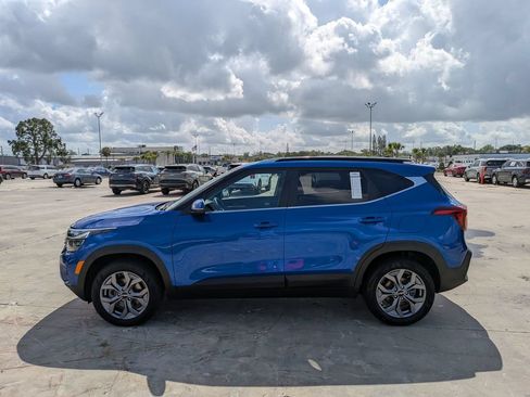 Certified 2024 Kia Seltos S AWD/4WD image 5