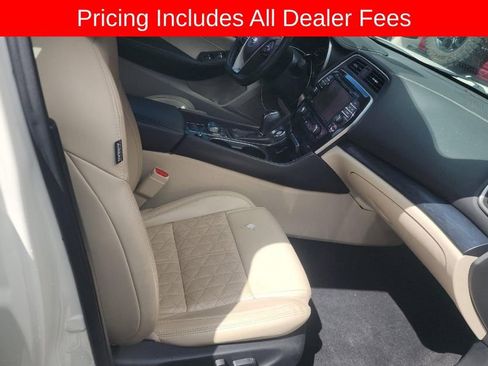 Used 2021 Nissan Maxima Platinum w/ Sport Mat Group FWD image 8
