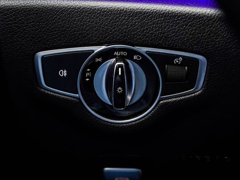 Used 2020 Mercedes-Benz E 350 4MATIC Sedan w/ Parking Assistance Package image 29