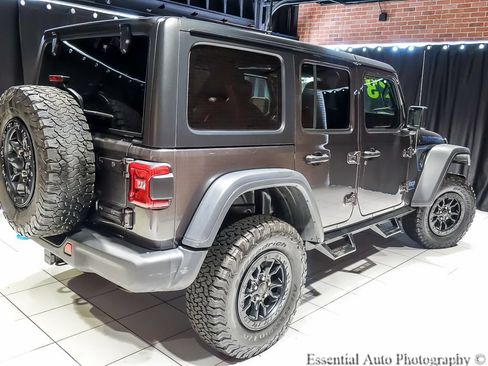 Used 2023 Jeep Wrangler Unlimited Rubicon 4xe AWD/4WD image 9
