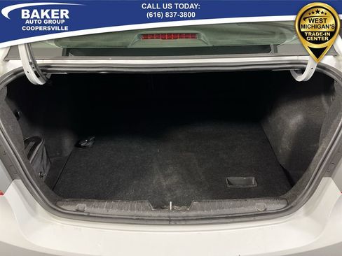 Used 2014 Chevrolet Cruze Diesel image 25