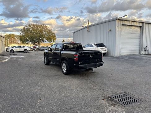 Used 2022 Nissan Frontier SV image 7