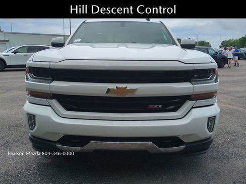 Used 2018 Chevrolet Silverado 1500 LT w/ All Star Edition AWD/4WD image 10