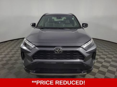 Used 2025 Toyota RAV4 XSE AWD/4WD image 2