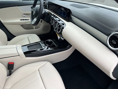 New 2025 Mercedes-Benz CLA 250 image 16
