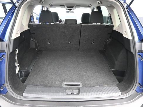 Used 2023 Nissan Rogue SV image 11